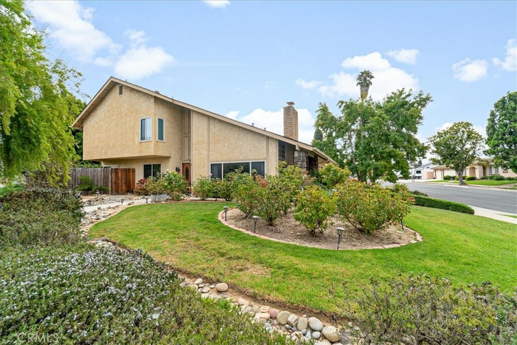 Property Photo:  312 Felicia Drive  CA 93455 