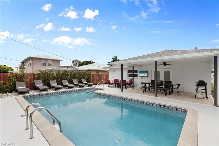 Property Photo:  683 94th Ave N  FL 34108 