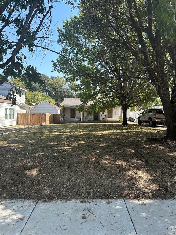 Property Photo:  3029 Willing Avenue  TX 76110 