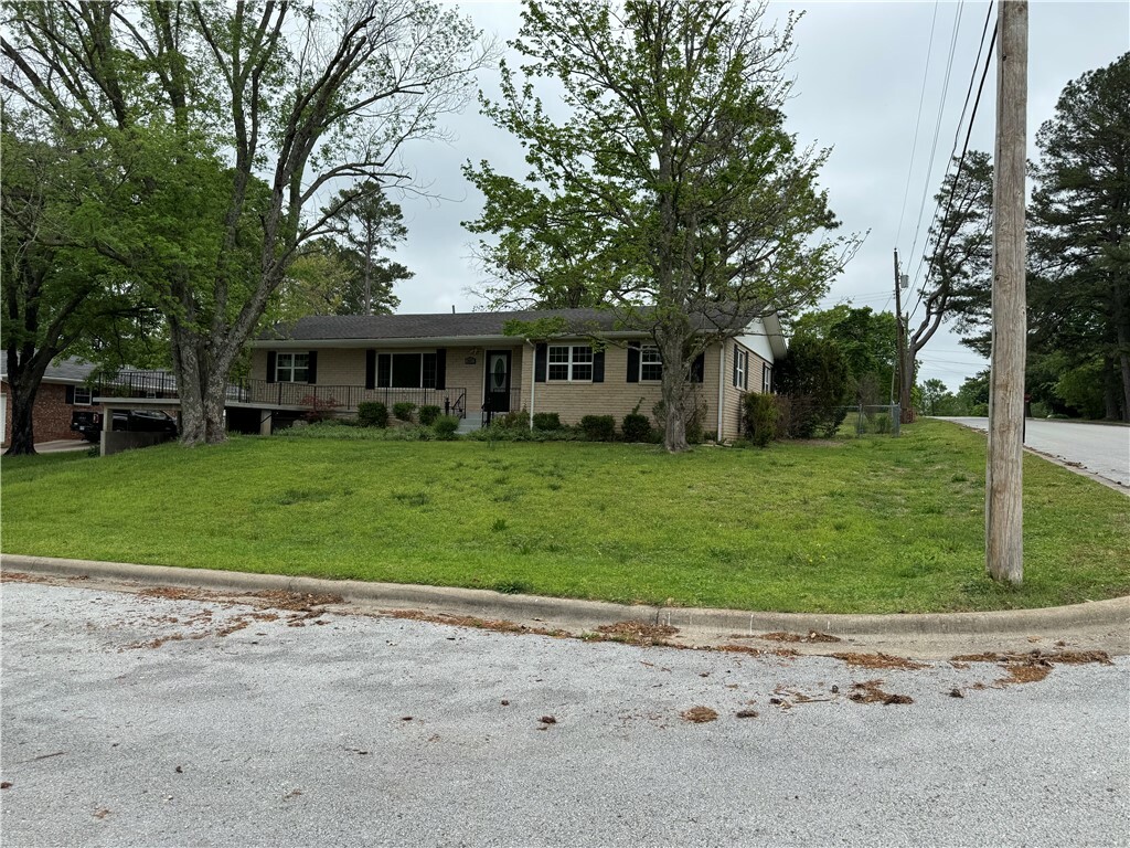 Property Photo: 407 Morris Street AR 72616