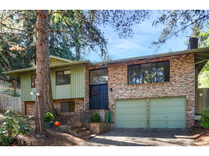 1100 Brookside Dr  Eugene OR 97405 photo