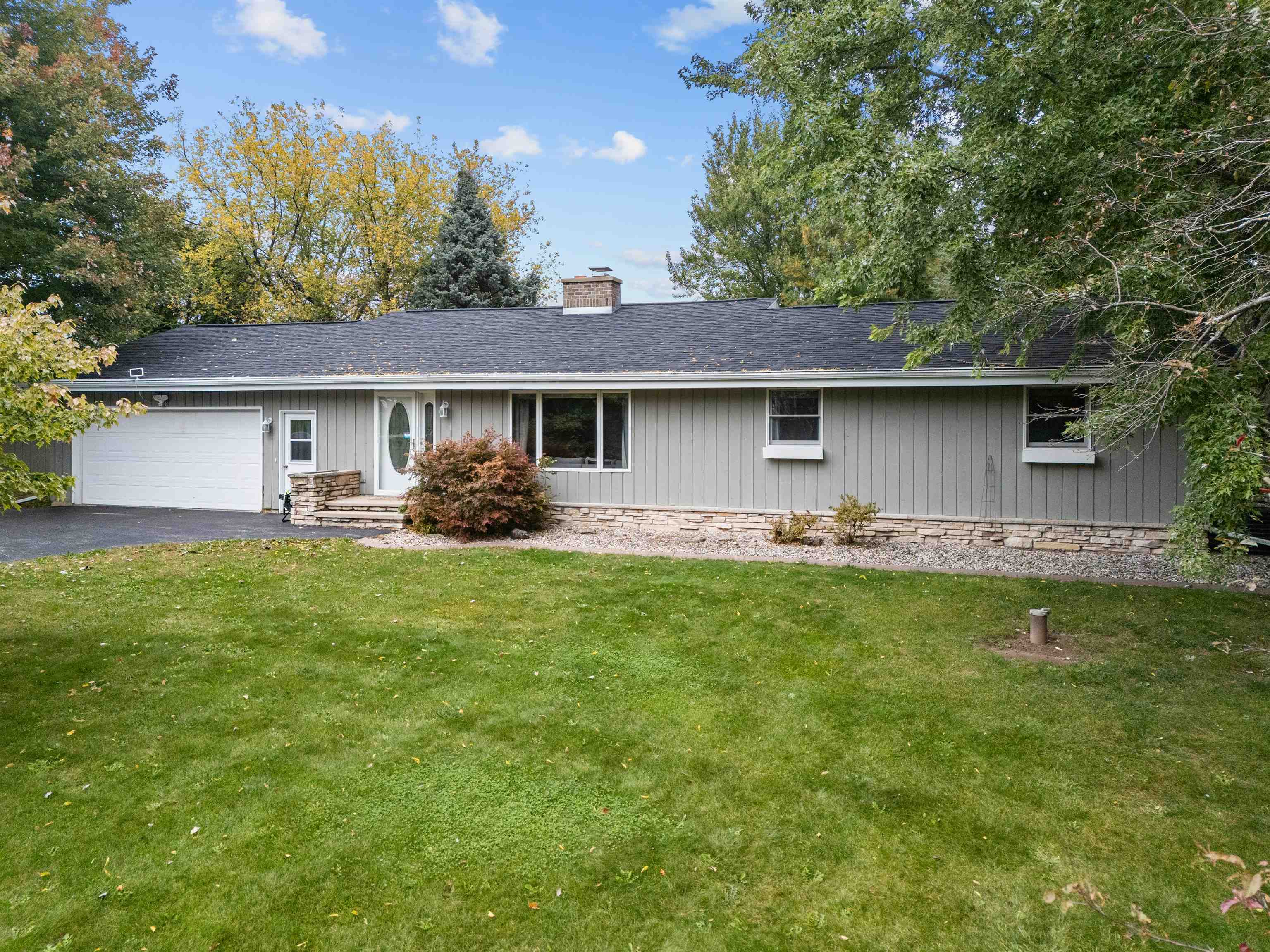 Property Photo:  N2172 Manley Road  WI 54944 