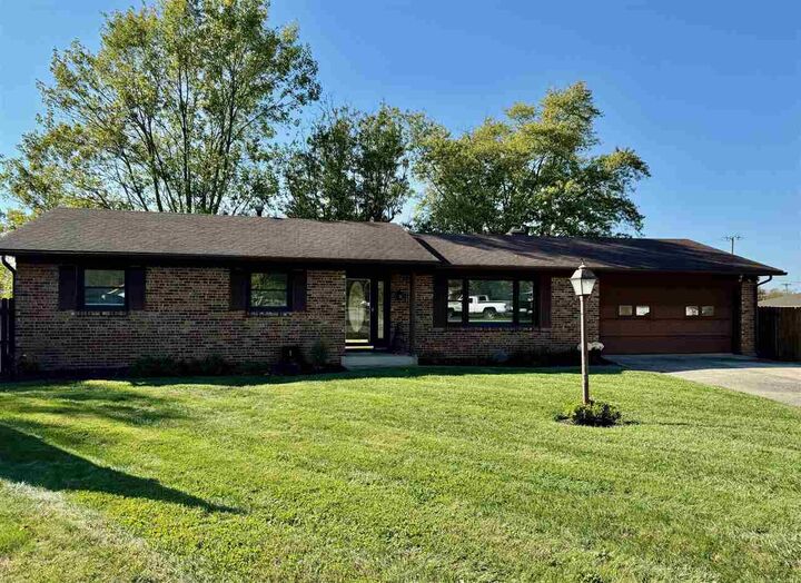 808 Maple Lane  Hagerstown IN 47346 photo