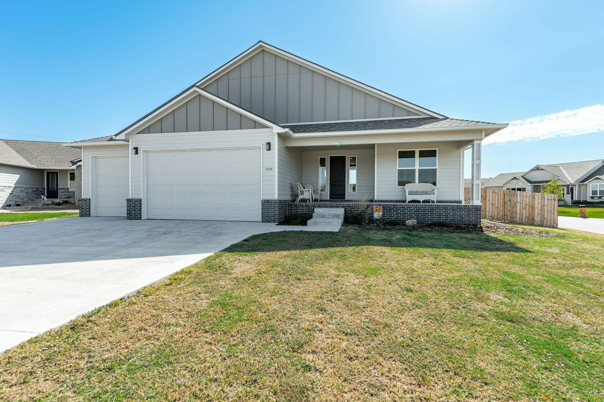 Property Photo:  3134 E Fairchild Ct  KS 67219 