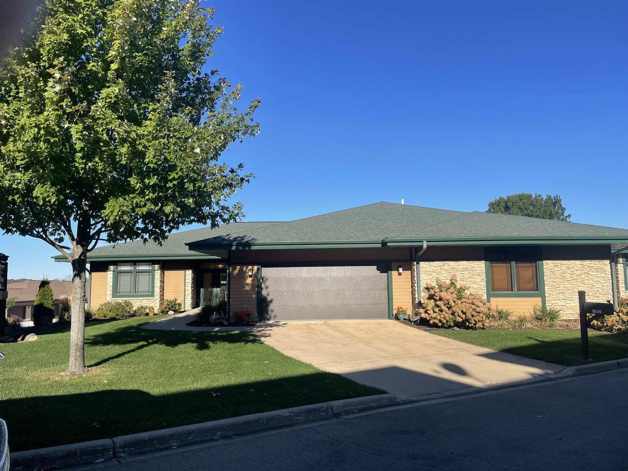 Property Photo: 1830 Breezy Trail WI 53593