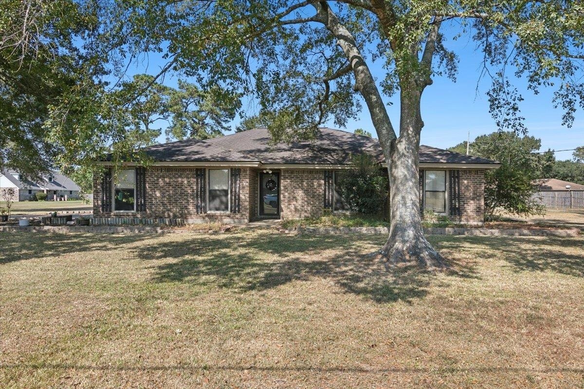 1354 Dogwood  Bridge City TX 77611 photo