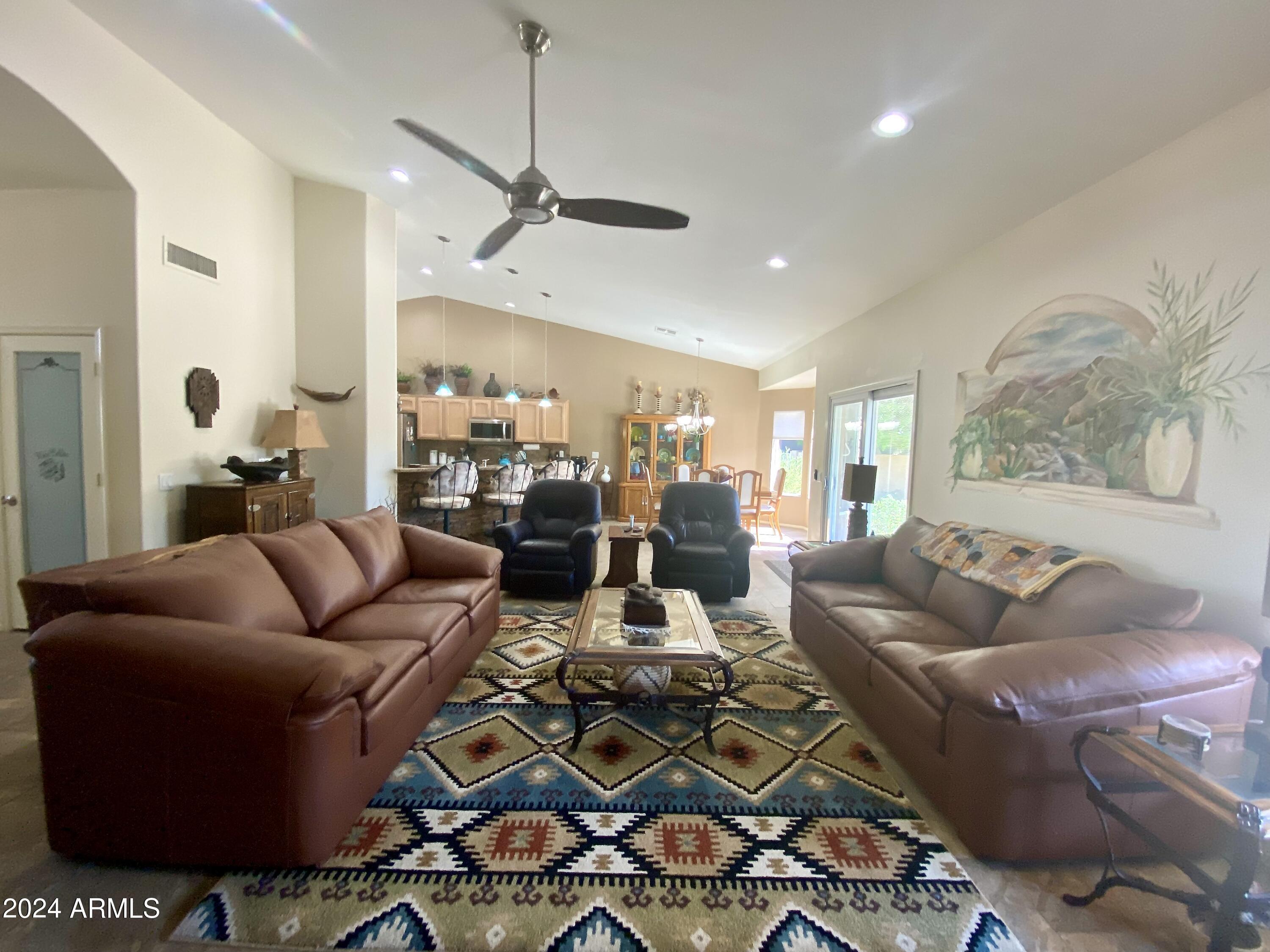 Property Photo: 453 W Teakwood Drive AZ 85248