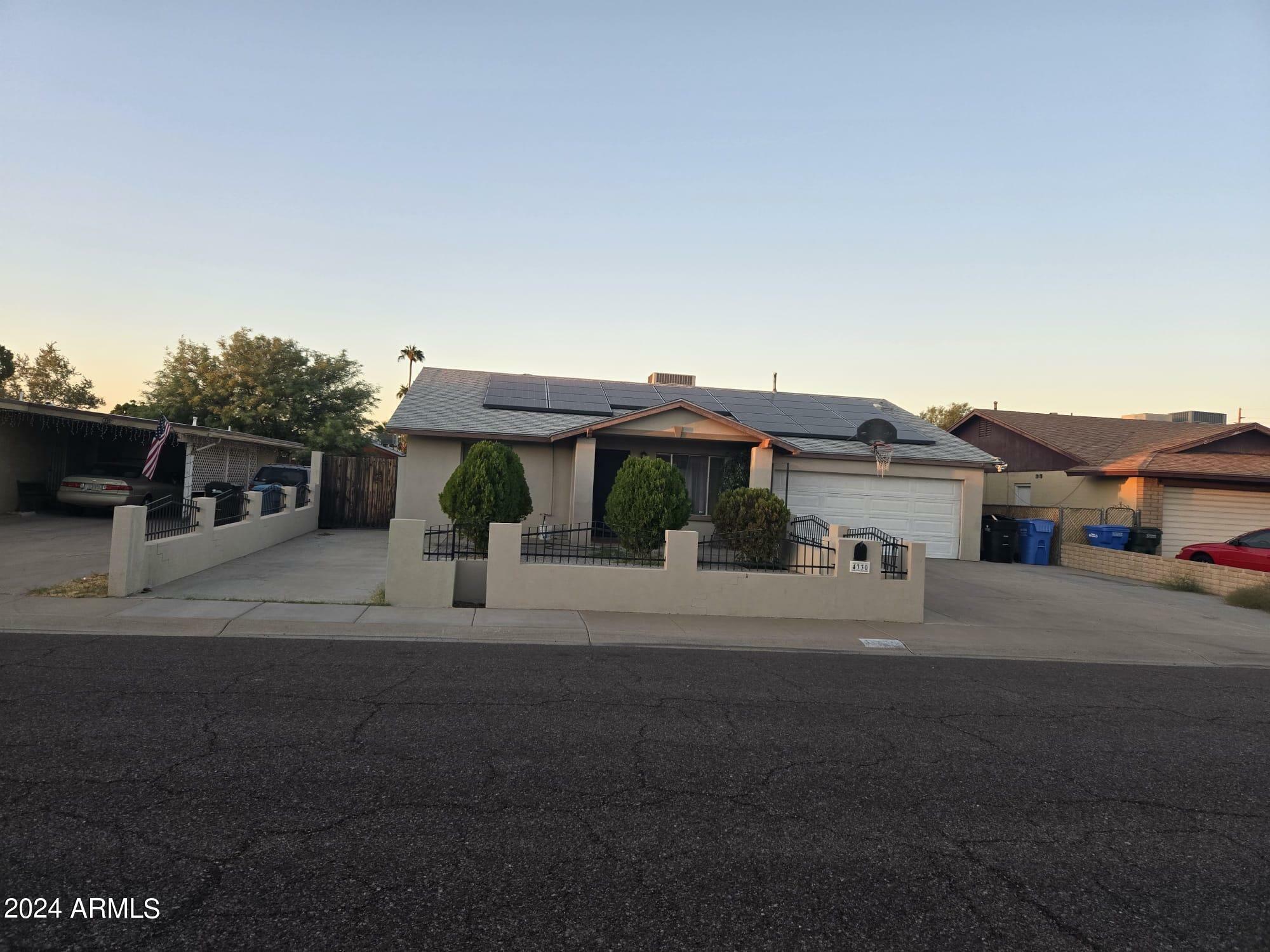 Property Photo:  4330 W Mescal Street  AZ 85304 