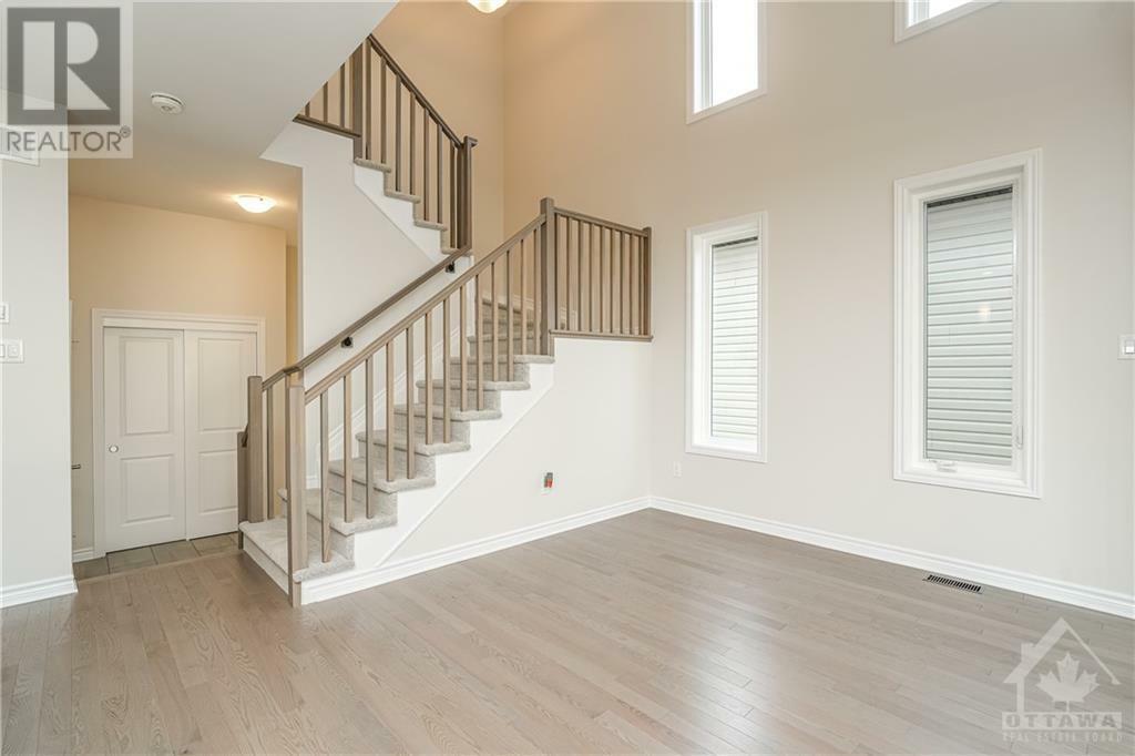 Property Photo:  304 Oakmont Drive  ON K0G 1J0 