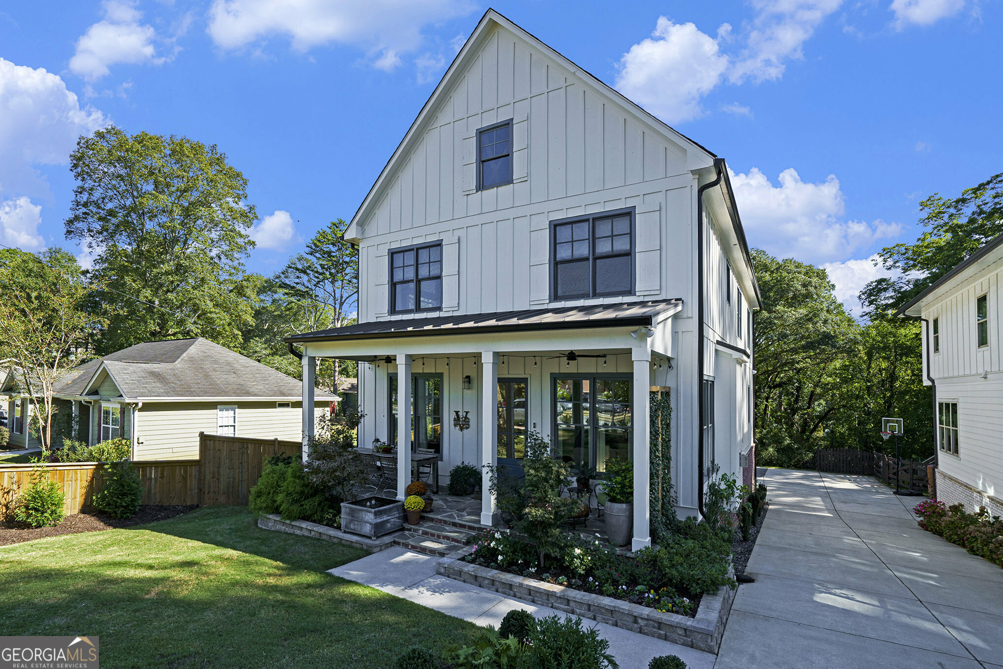 Property Photo:  1084 Fleming Street SE  GA 30080 