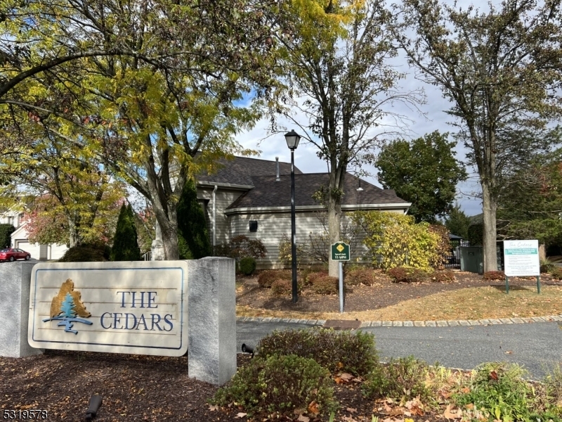 Property Photo: 27 Beardslee Ci NJ 07419