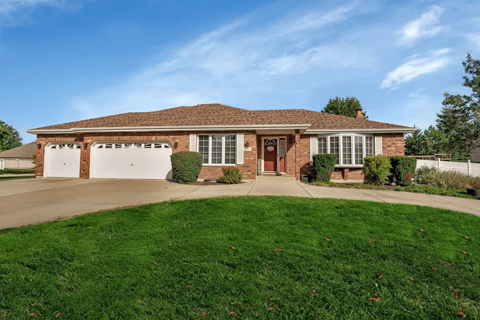 Property Photo:  1215 Hunter Drive  IL 60404 