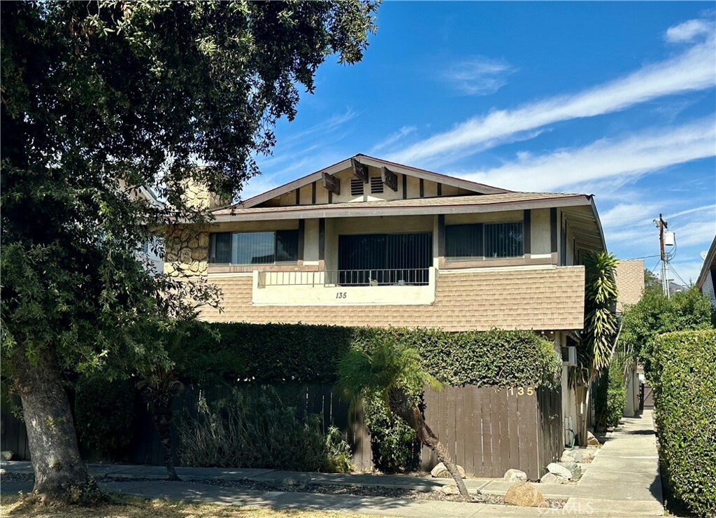 Property Photo:  135 Diamond Street  CA 91006 