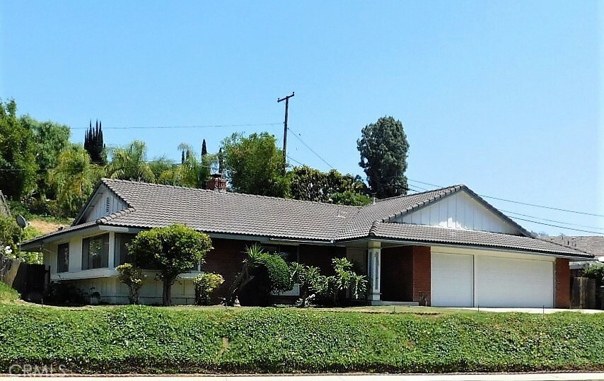 Property Photo:  2346 Sarandi Grande Drive  CA 91745 