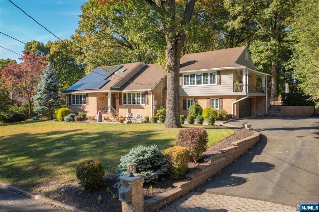 Property Photo:  63 Grandview Drive  NJ 07508 