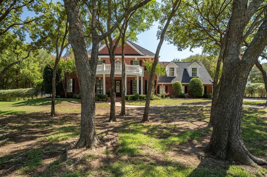Property Photo:  4805 Argyle Lane  TX 76226 