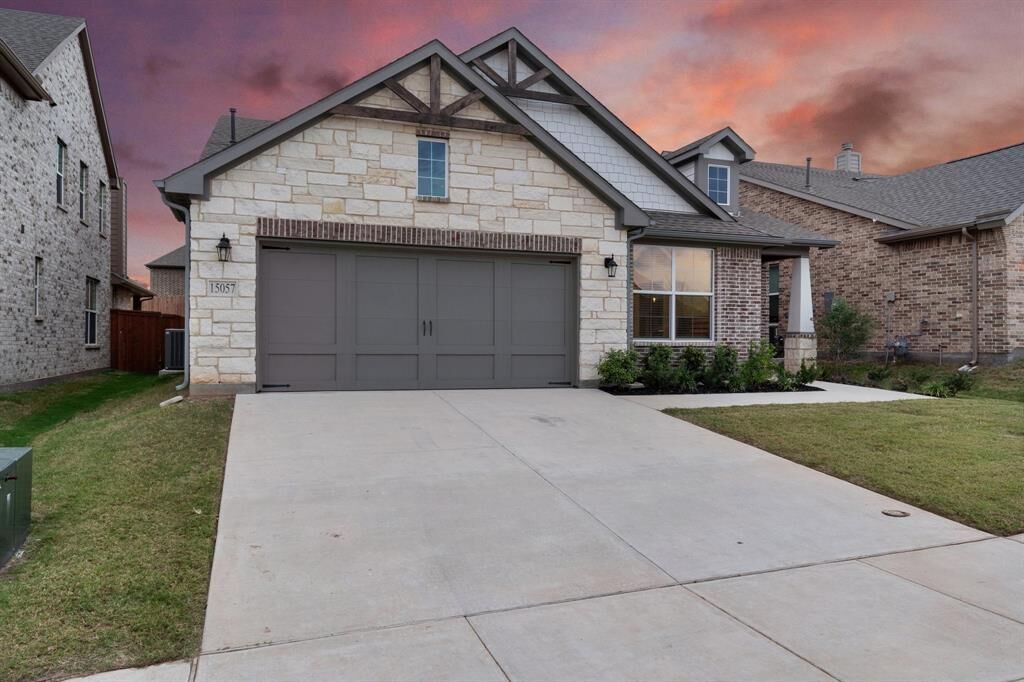 Property Photo:  15057 Ted Trail  TX 76008 