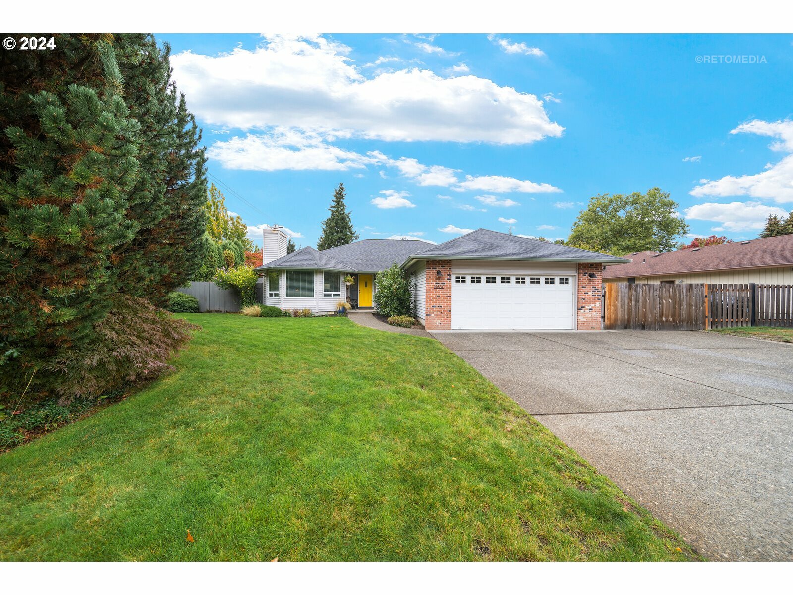 Property Photo: 5937 NE Ray Cir OR 97124