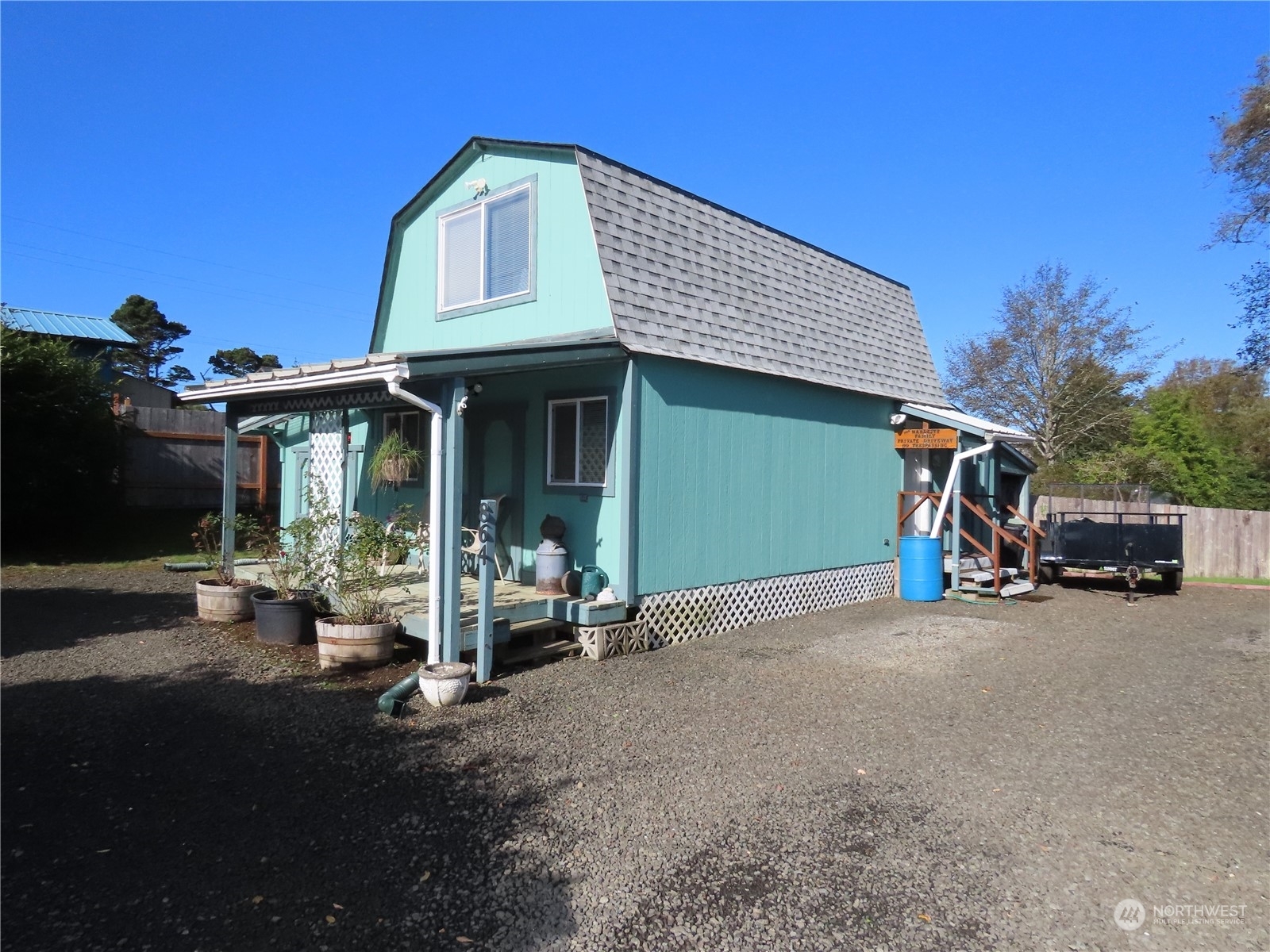 Property Photo:  864 Hart Street  WA 98547 