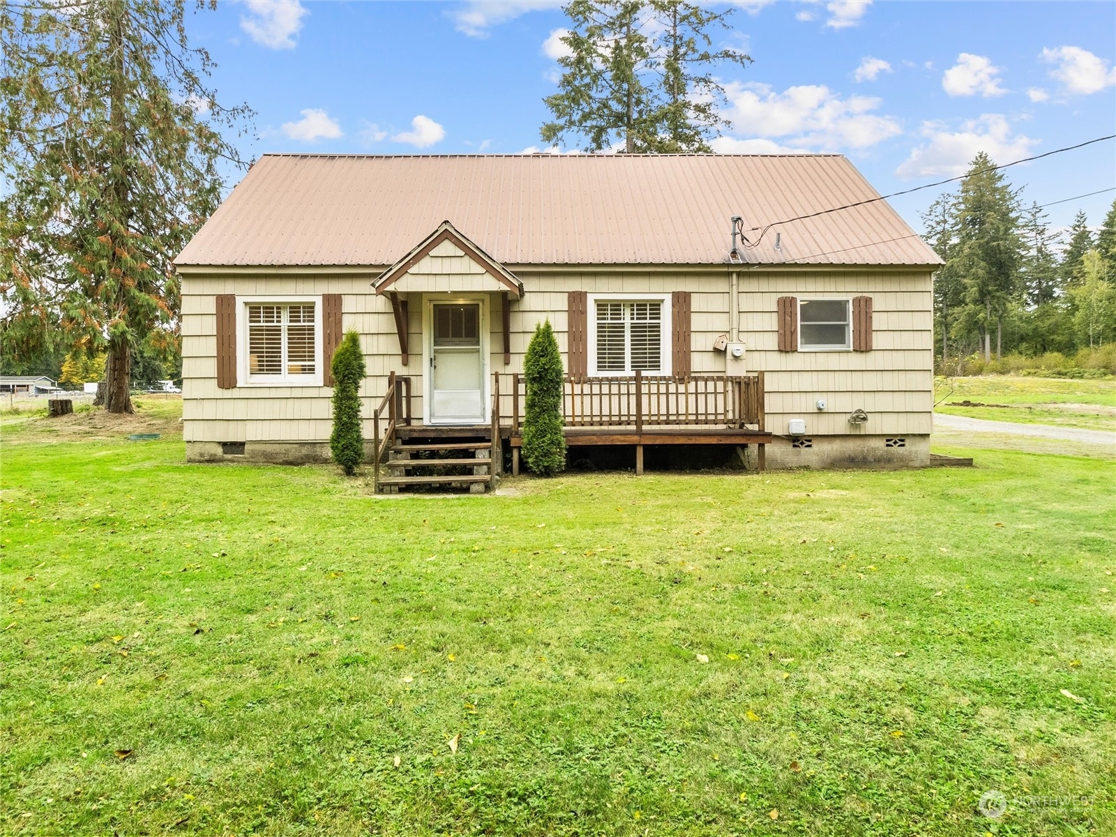 Property Photo:  3411 Sleater Kinney  WA 98506 