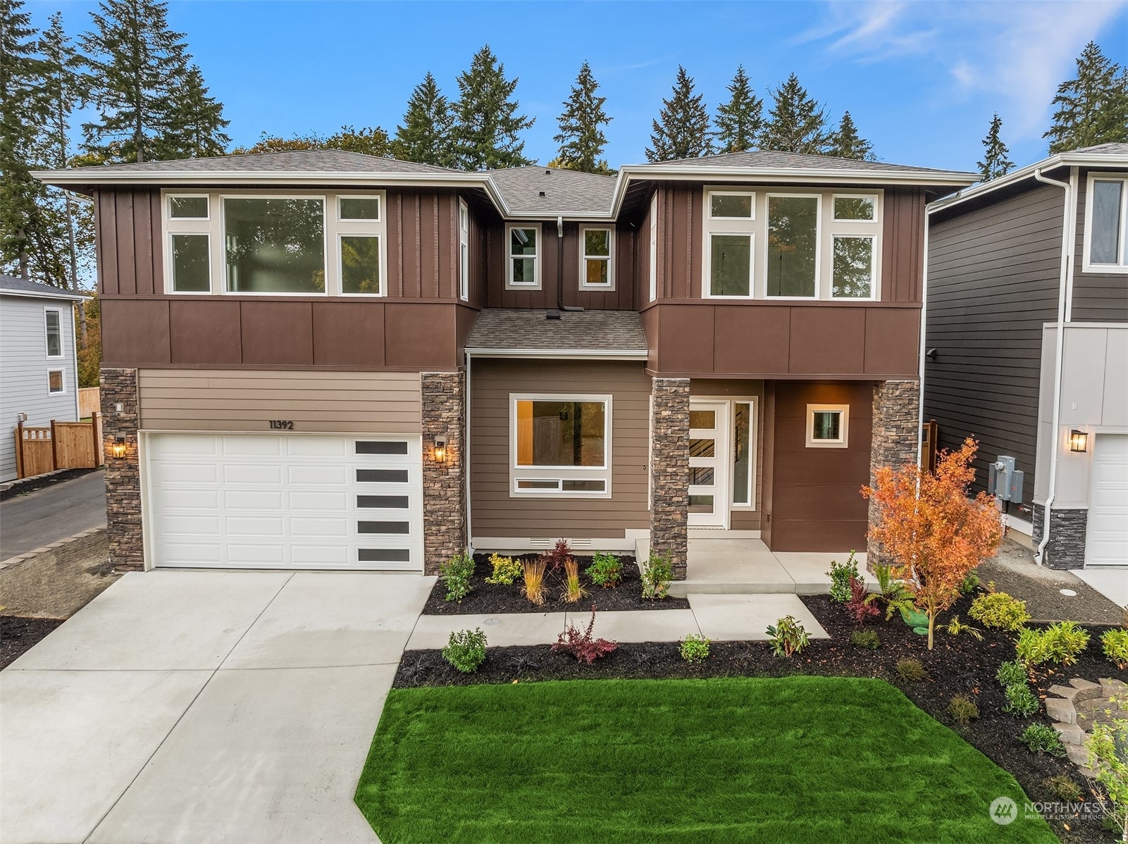 Property Photo:  11392 SE 82nd Street  WA 98056 