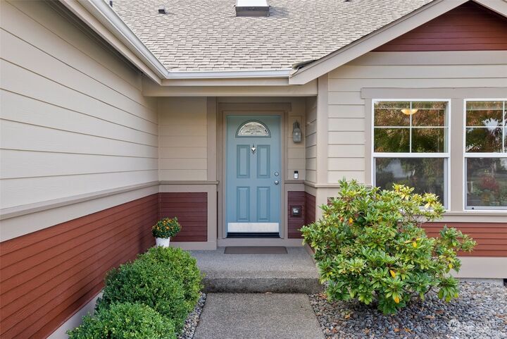 Property Photo: 209 Stadium Way WA 98565