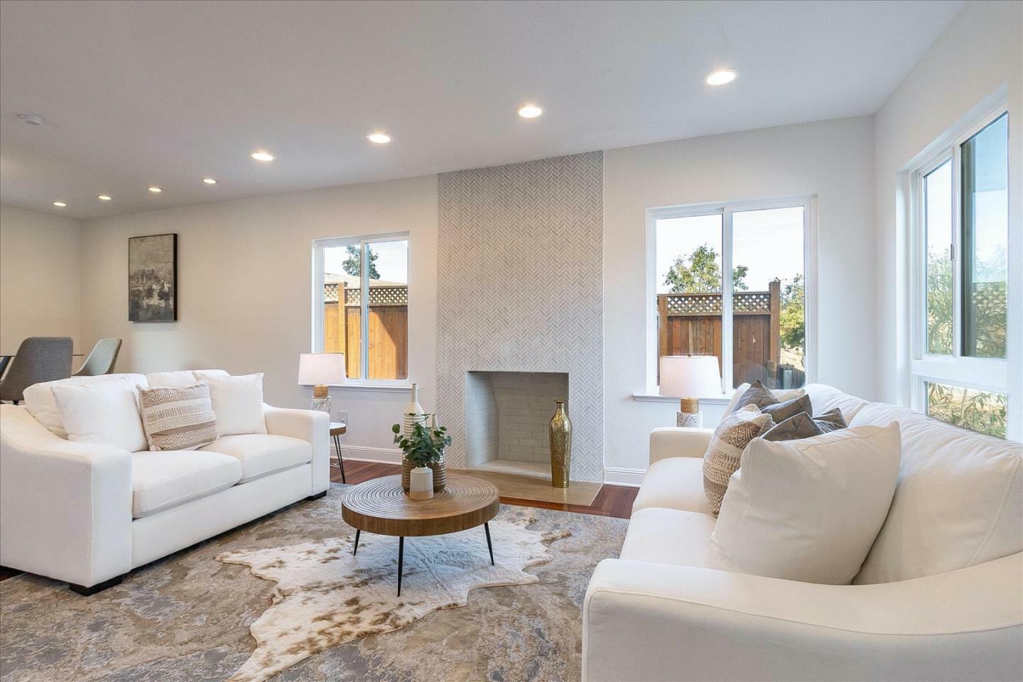 Property Photo:  468 Curie Drive  CA 95123 