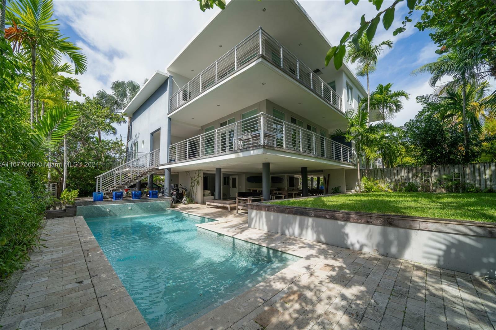 701 Fernwood Rd  Key Biscayne FL 33149 photo