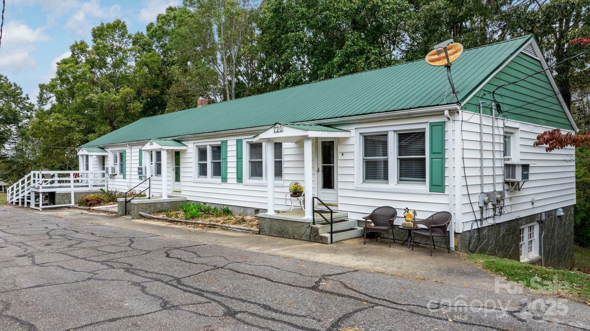 Property Photo:  720 A-C Harris Avenue NW  NC 28690 