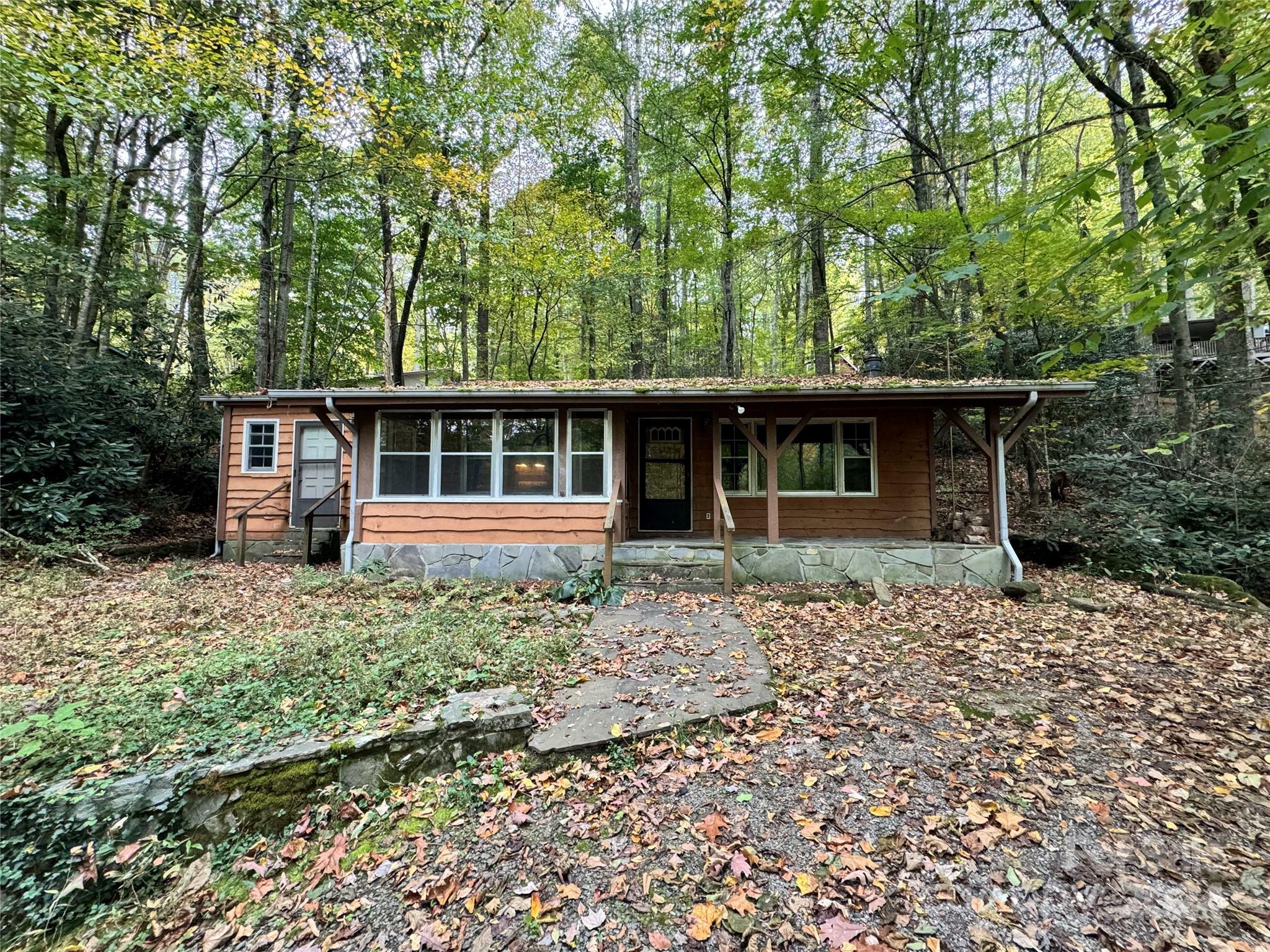 Property Photo:  31 Poplar Lane  NC 28751 