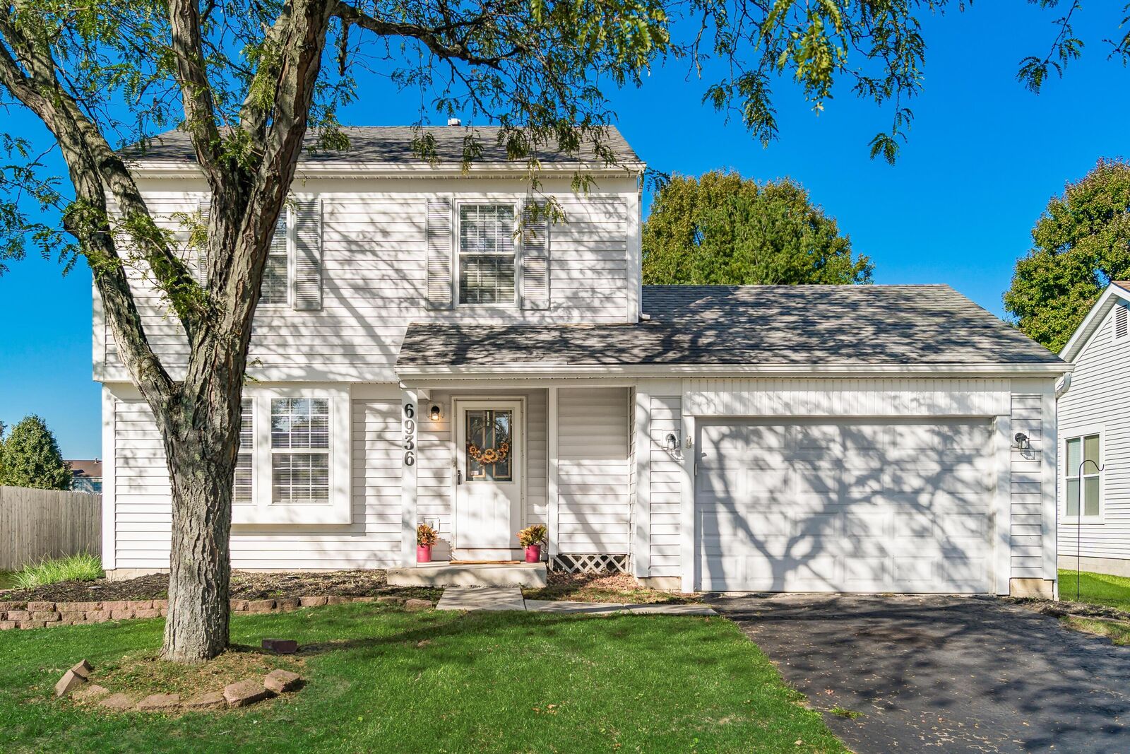 Property Photo:  6936 Groveton Way  OH 43068