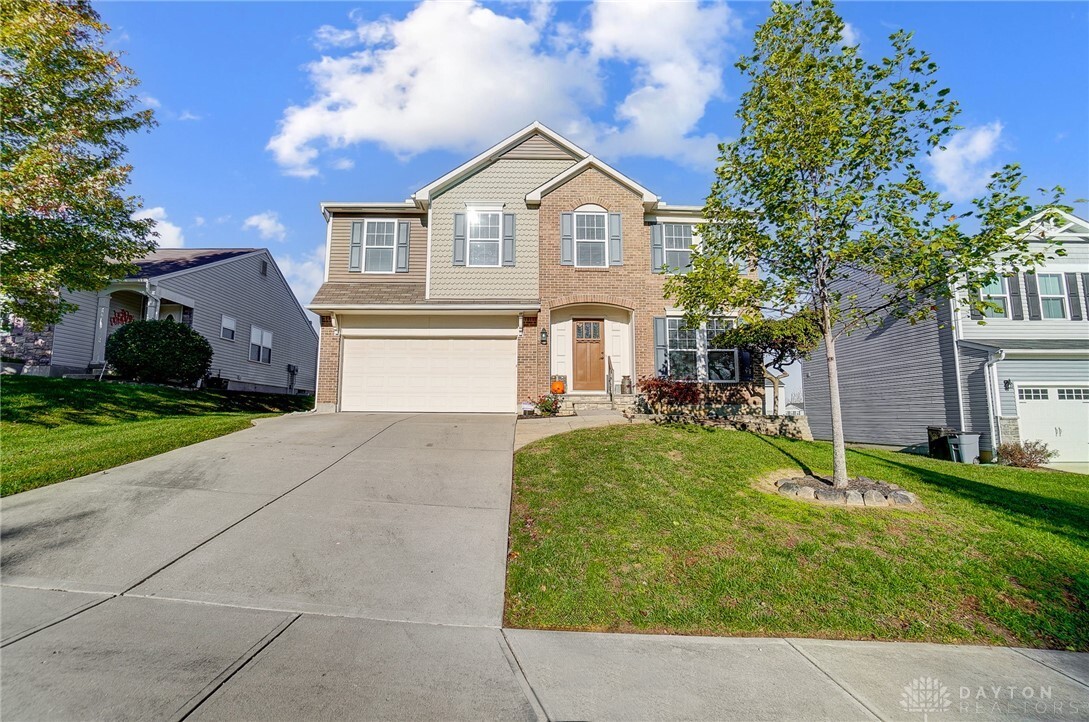 Property Photo: 5821 Bentwood Drive OH 45042