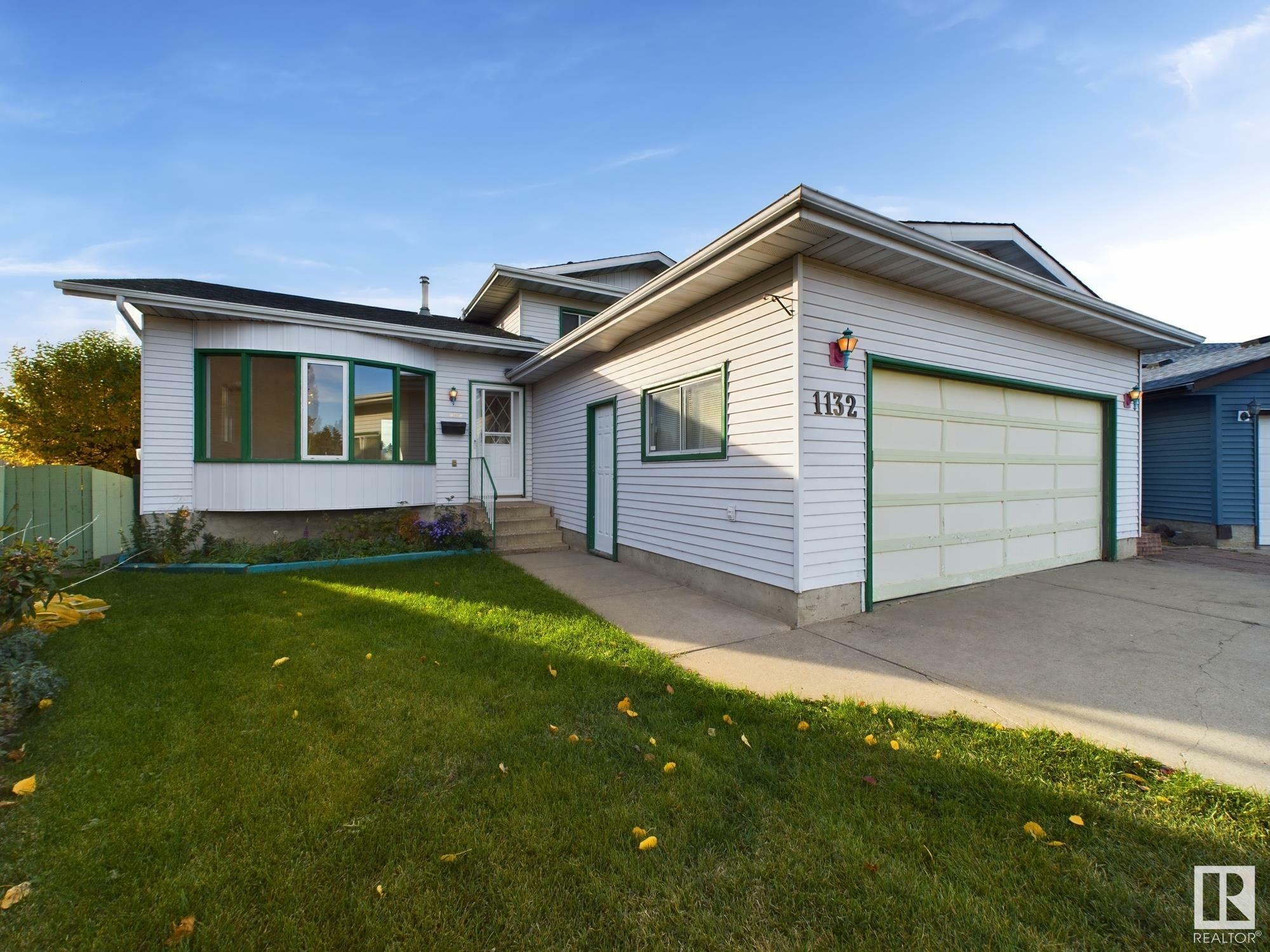 1132 65 Street NW  Edmonton AB T6L 4A2 photo