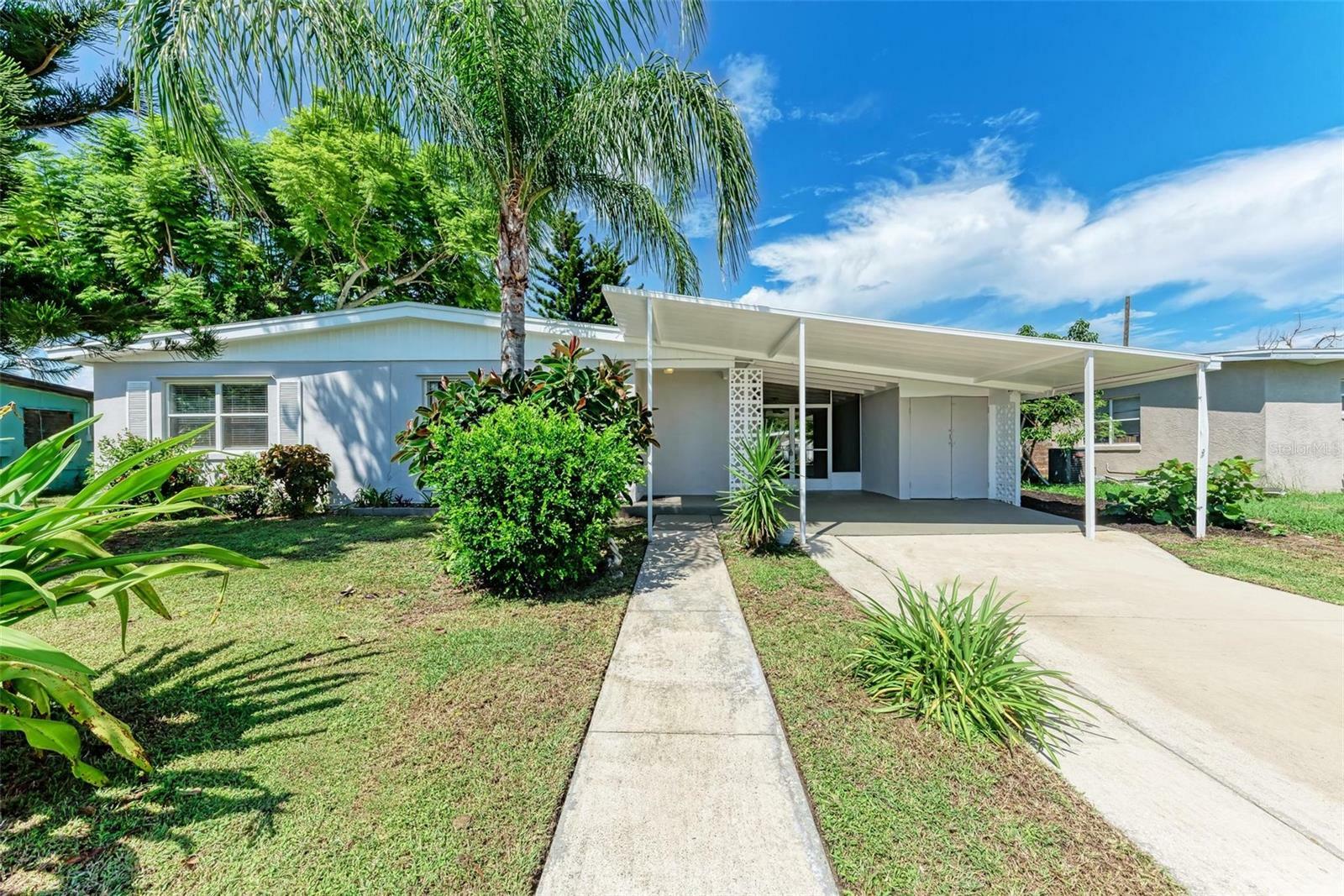 Property Photo:  21466 Meehan Avenue  FL 33952 