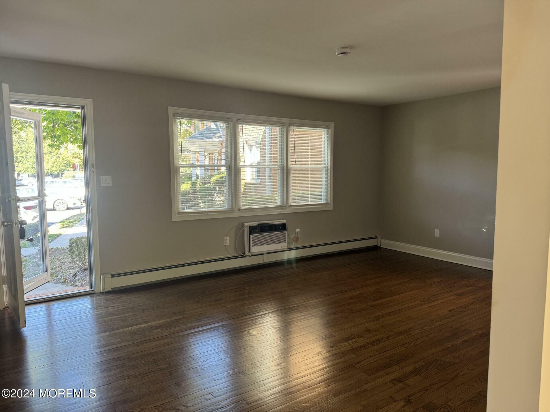 Property Photo:  96 East Avenue 19  NJ 07716 