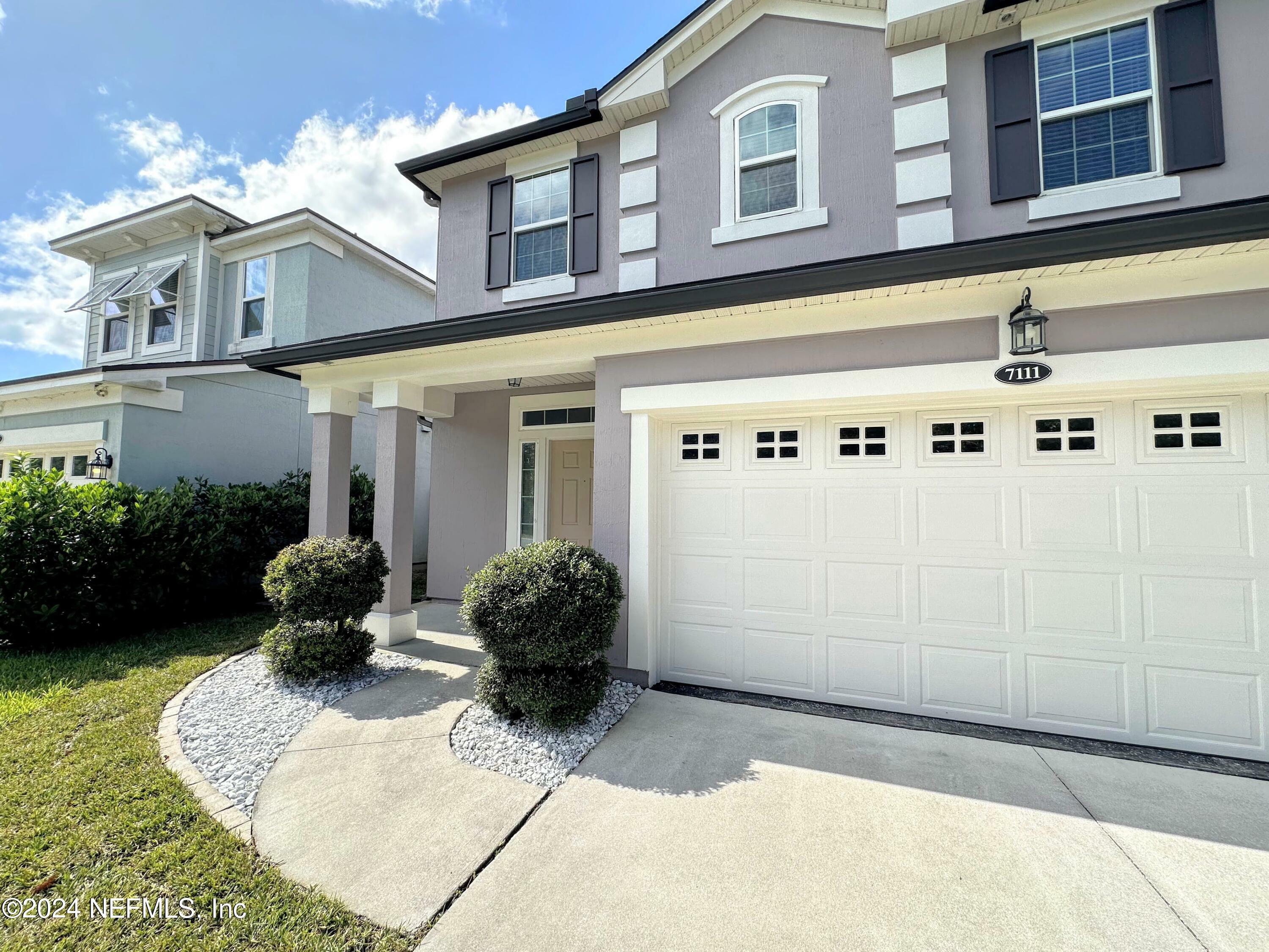 Property Photo:  7111 Fleur Cove Drive  FL 32258 