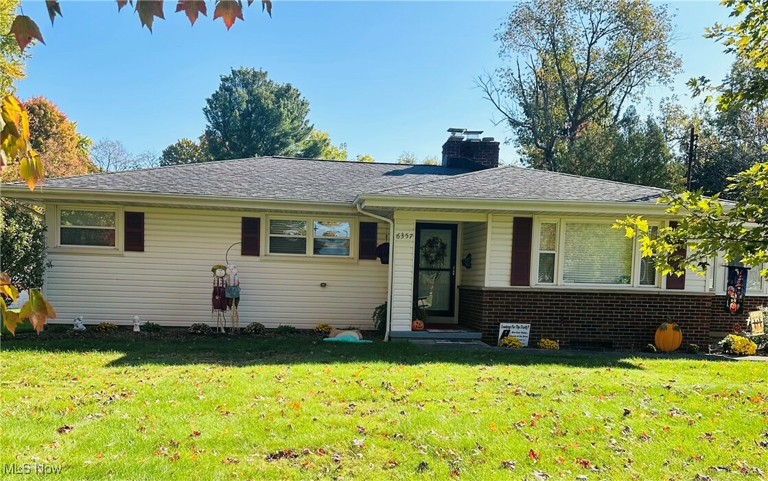 6357 Duncan Drive  Youngstown OH 44514 photo