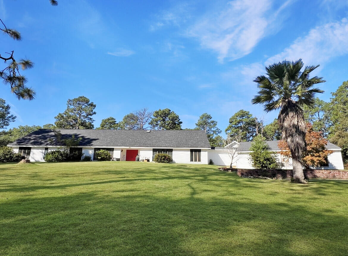 Property Photo:  803 Woodland Dr  LA 71446 