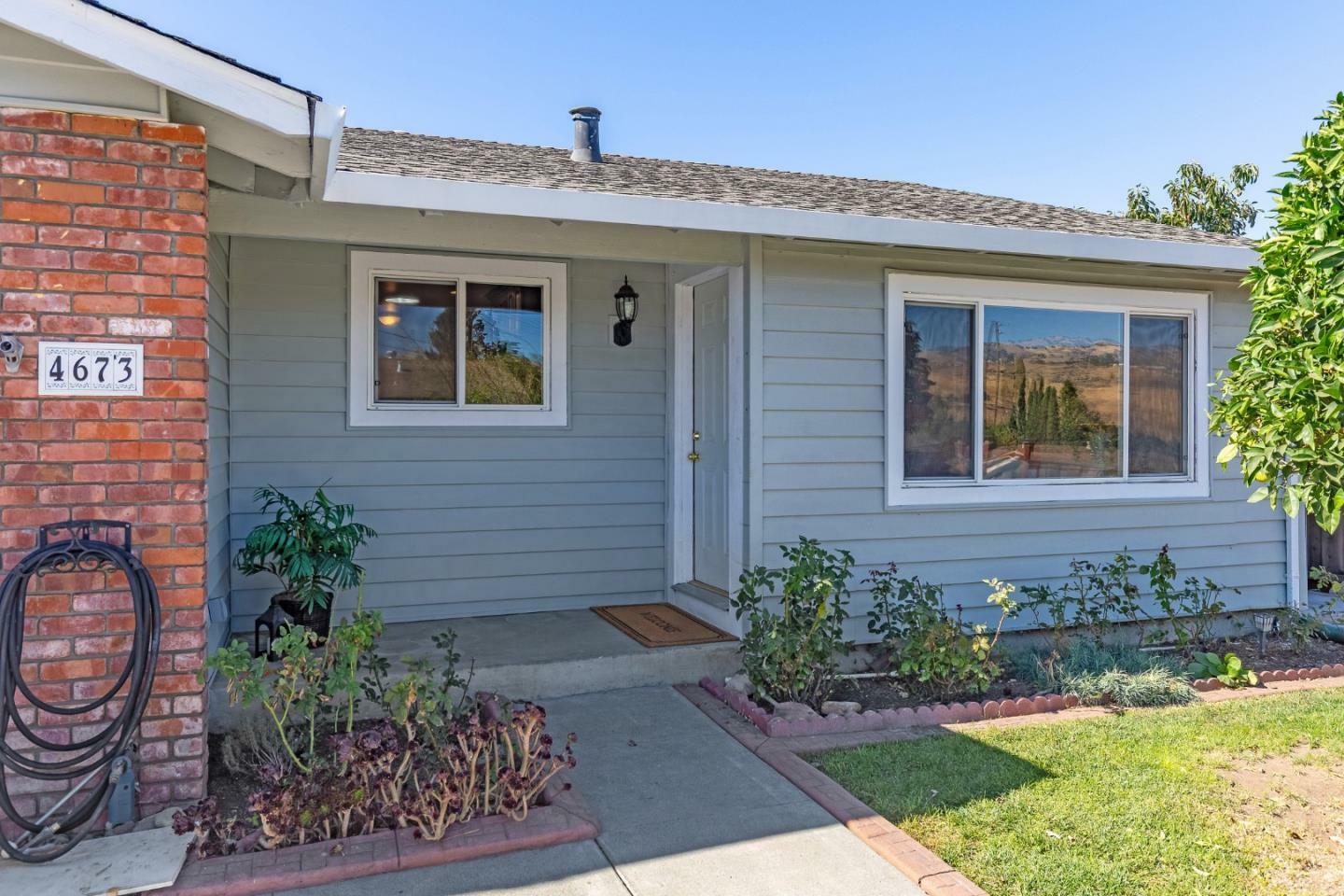 Property Photo:  4673 Paloma Avenue  CA 95111 