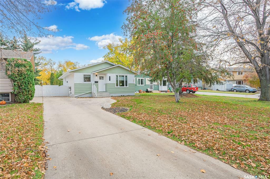 Photo de la propriété:  211 Acadia Place  SK S7H 3W3 