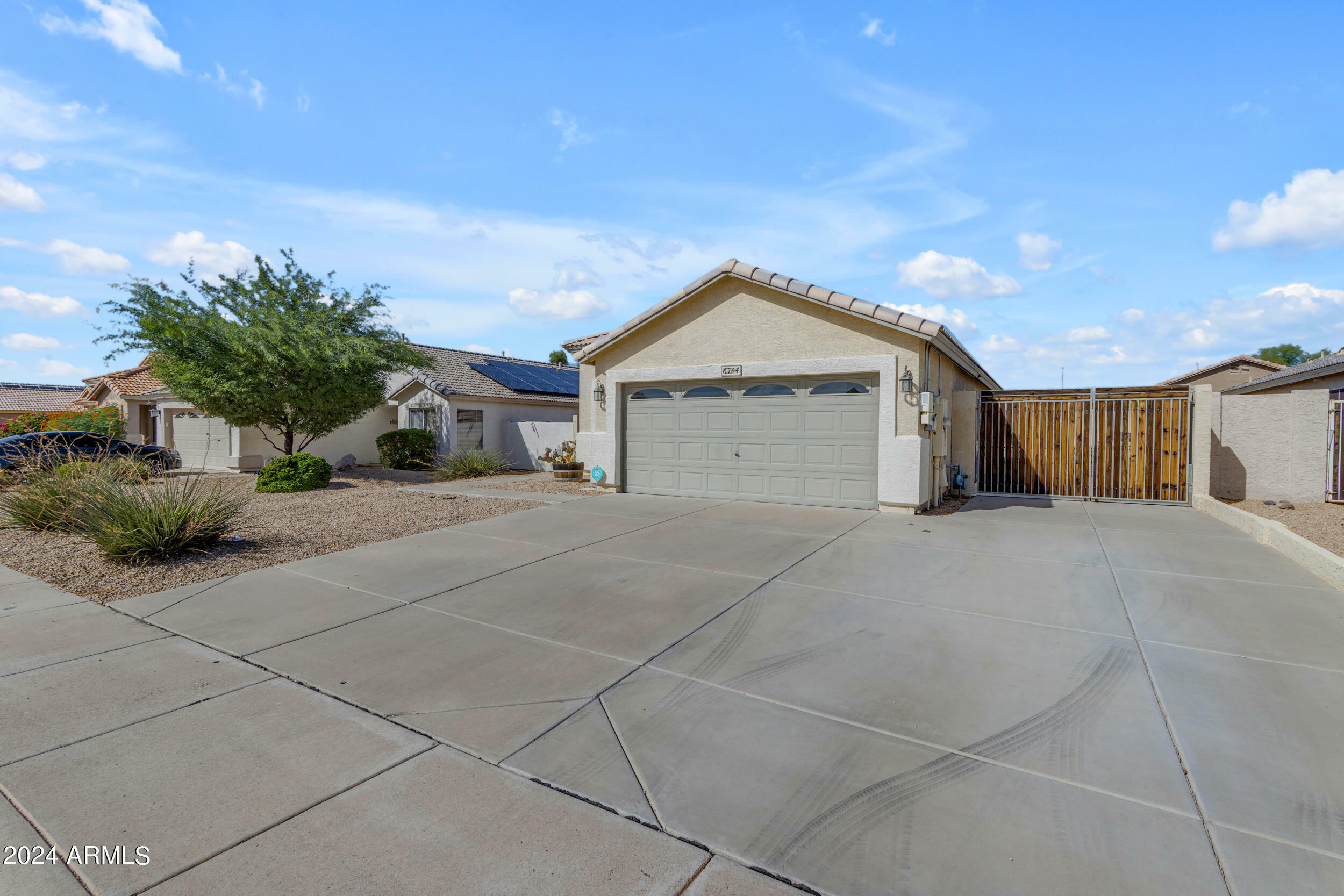 6744 W Crabapple Drive  Peoria AZ 85383 photo