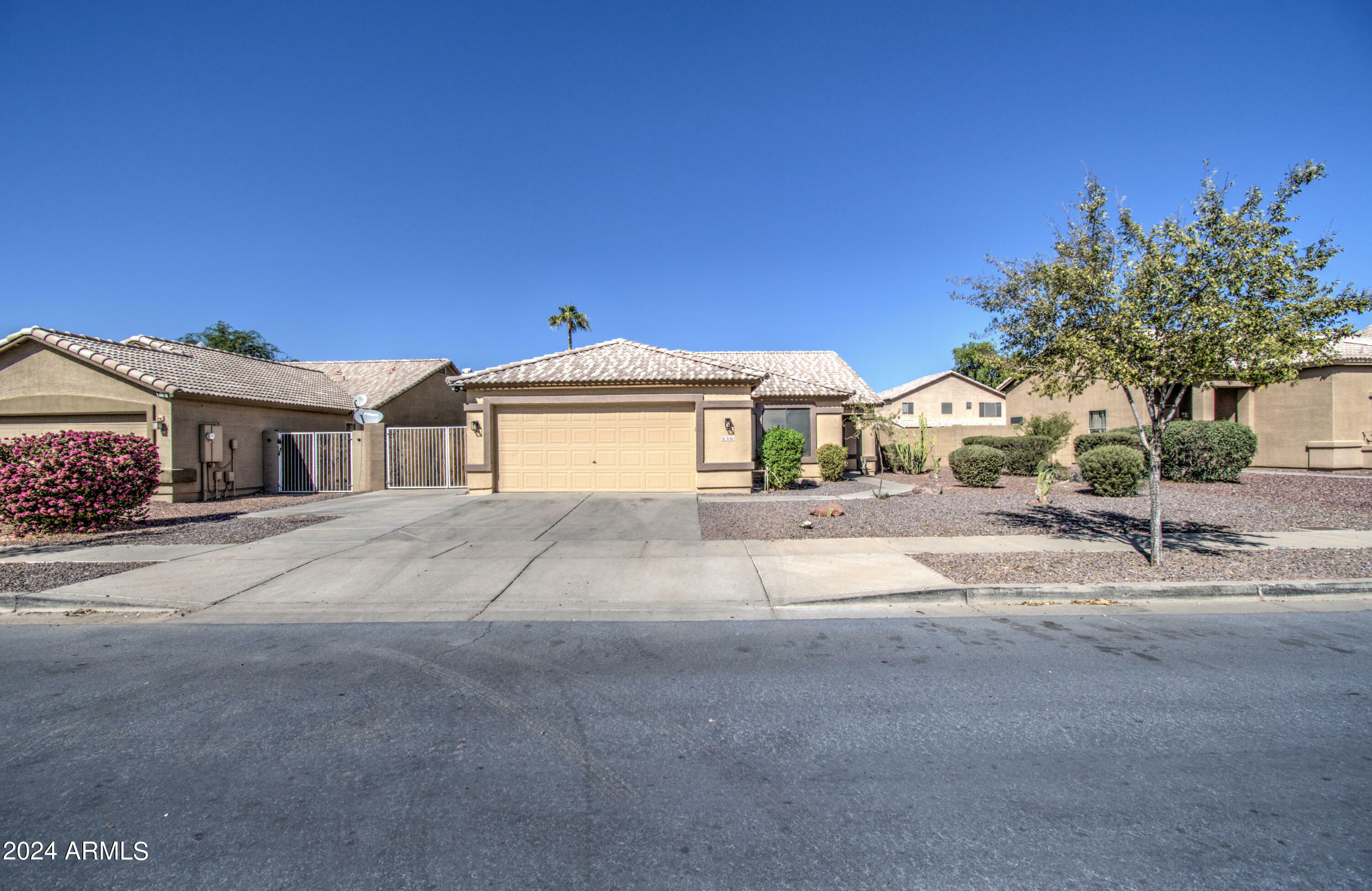 Property Photo:  8146 W Hilton Avenue  AZ 85043 