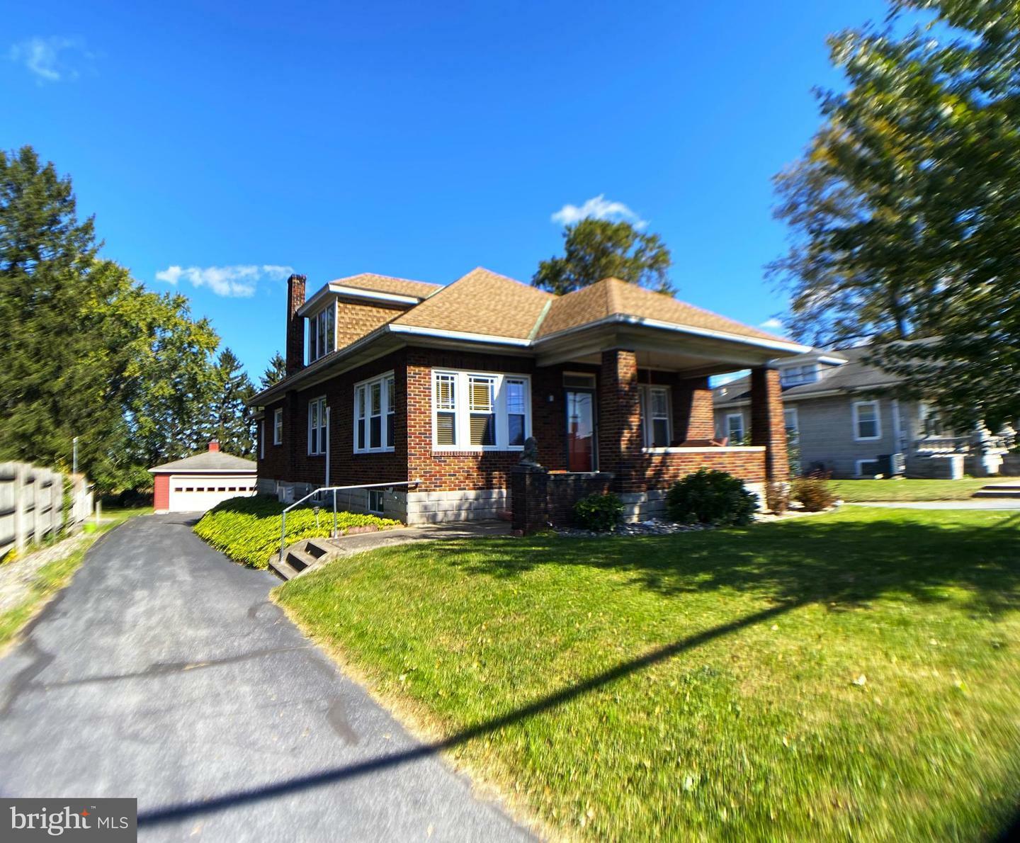 Property Photo:  2035 Old Philadelphia Pike  PA 17602 