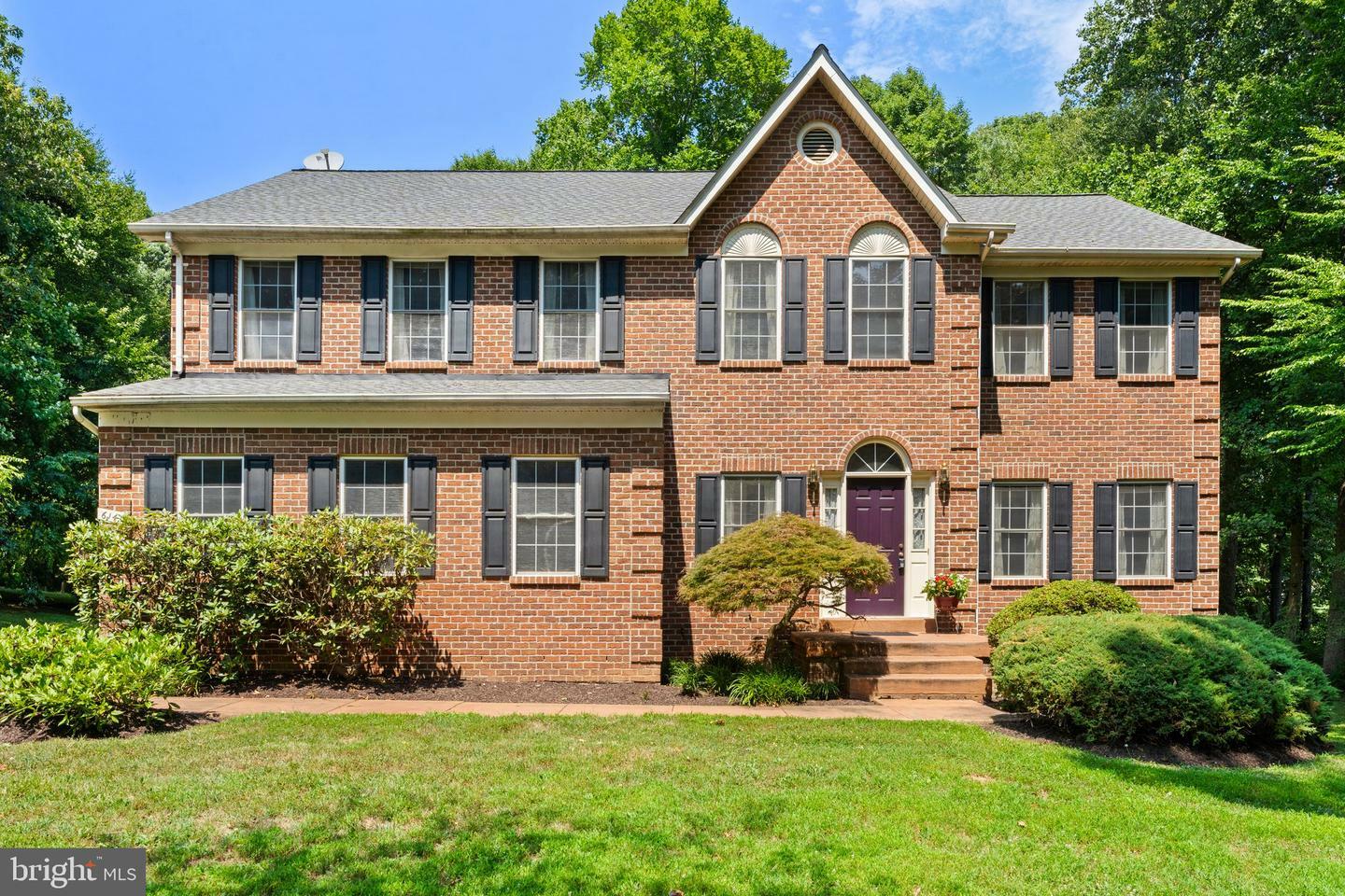 Property Photo:  6140 Mint Springs Drive  VA 20187 