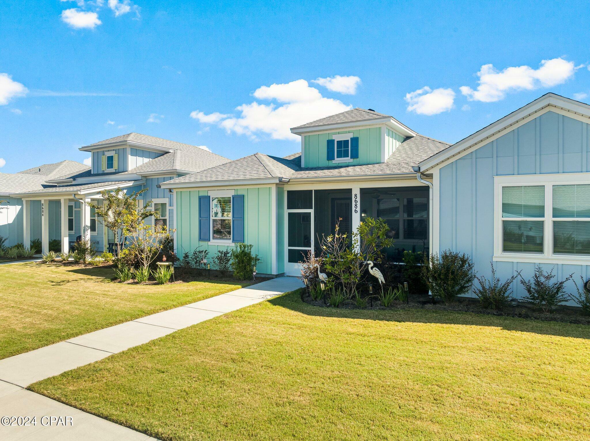 Property Photo:  8686 Coral Reef Way  FL 32413 