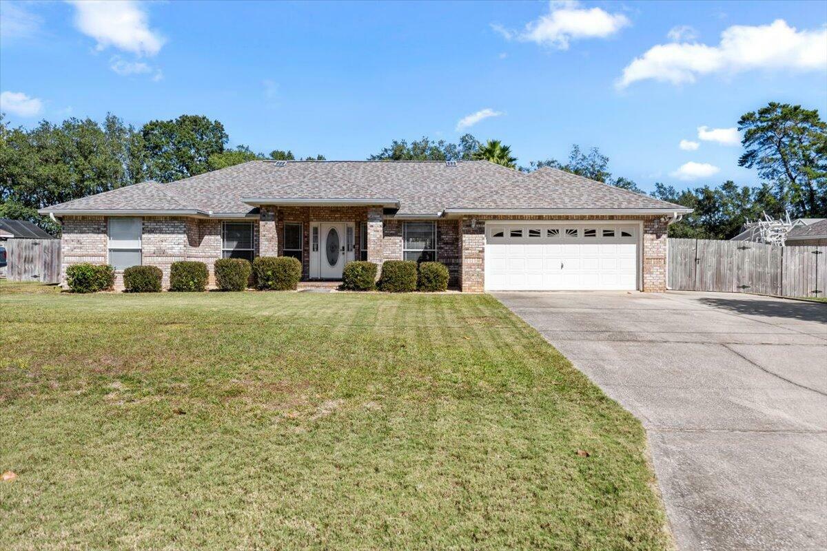 Property Photo:  6740 Castlewood Street  FL 32566 