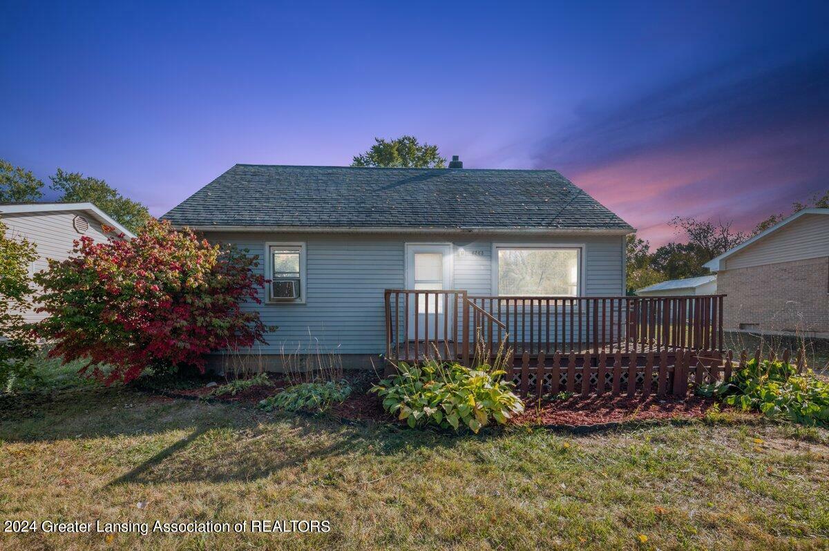Property Photo: 6263 S Washington Avenue MI 48911