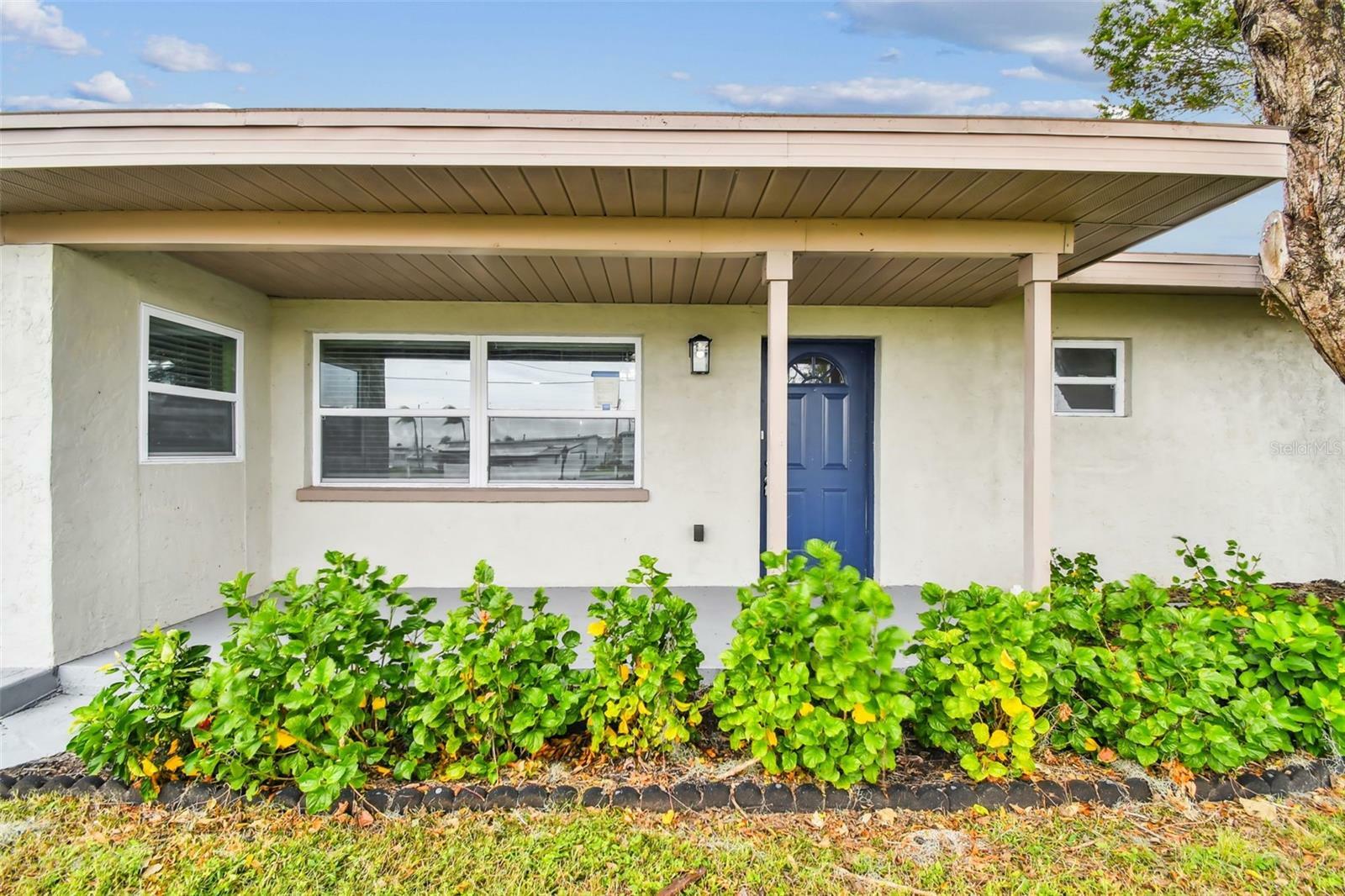 Property Photo:  5311 28th Avenue E  FL 34221 