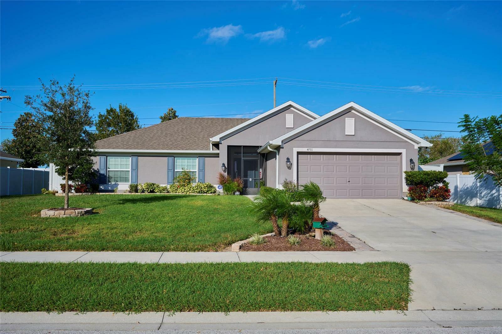 Property Photo:  4701 Brookshire Court  FL 33898 