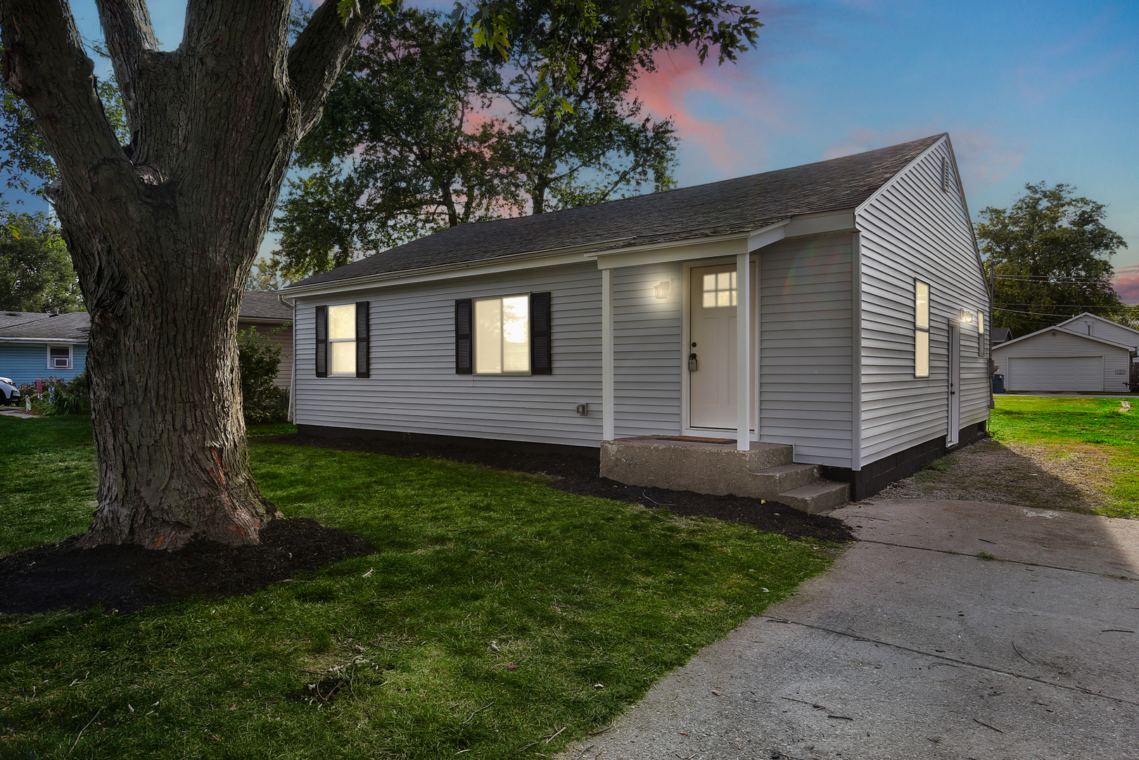 Property Photo:  235 N Jackson Avenue  IL 60915 